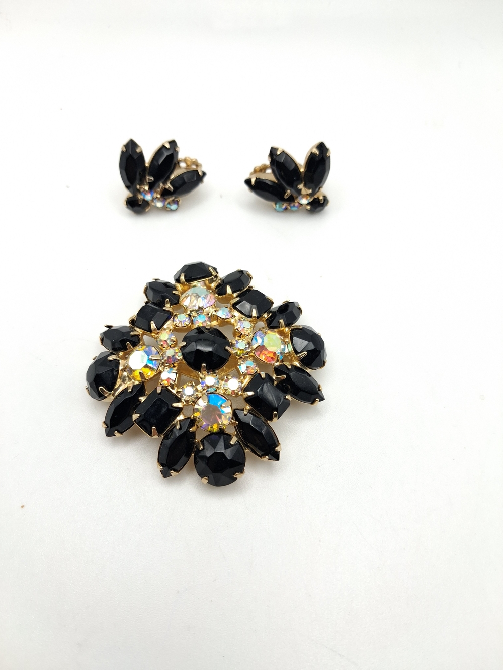 Black Crystal Floral Brooch and Earrings Set - Gold Tone